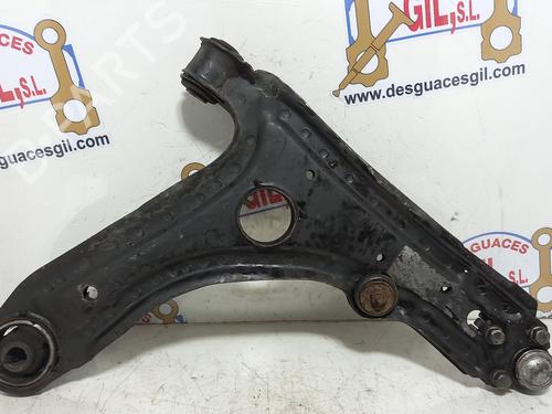 Used Left front suspension arm VW GOLF III (1H1) [1989-1998]  20753355