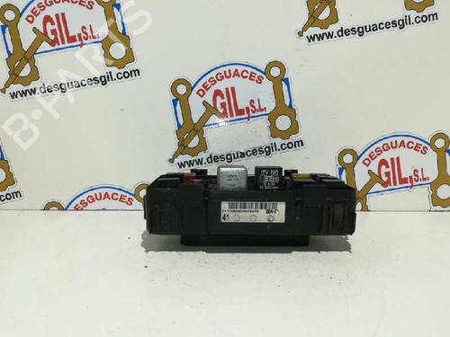 Used Fuse box HONDA CIVIC VII Hatchback (EU, EP, EV) 1.6 i (EP2, EU8, EU6) (110 hp) 20798299