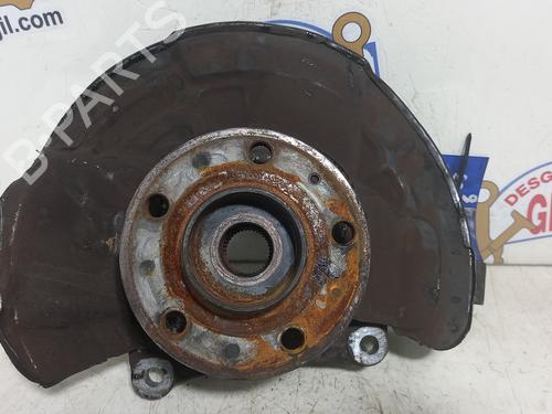 Used Right front steering knuckle VOLVO S60 I (384) 2.4 D (130 hp) 20752956
