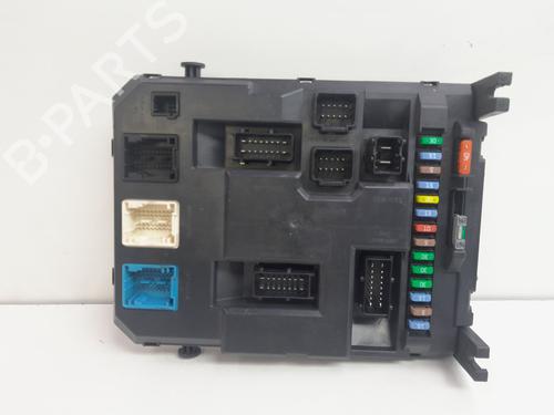fuse-box-citroen-c3-picasso-sh_-2008-34133730 main image