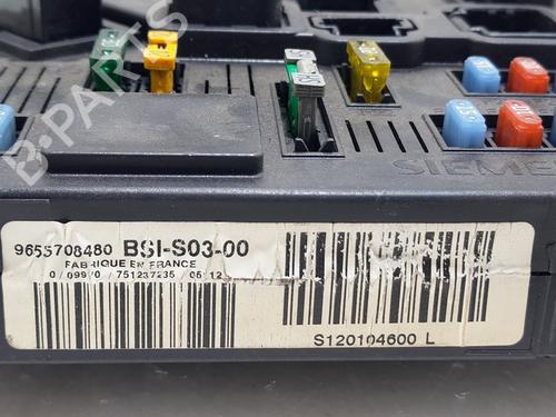 Fuse box PEUGEOT 407 SW (6E_, 6D_) 2.0 | BP21267053E1 