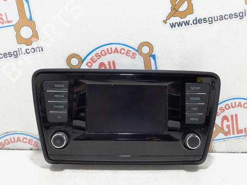 Used Radio SKODA OCTAVIA III (5E3, NL3, NR3) 1.6 TDI (105 hp) 20763926