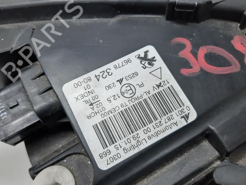 Left headlight PEUGEOT 308 III (FB_, FH_, FP_, F3_, FM_)  | BP31571833C28 