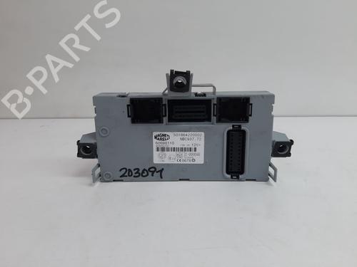 Used Fuse box Fuse box ALFA ROMEO 147 (937_) 1.6 16V T.SPARK ECO (937.AXA1A, 937.BXA1A) (105 hp) 34132788 34132788