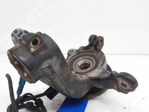 Left front steering knuckle PEUGEOT 208 I (CA_, CC_) 1.6 BlueHDi 100 | BP25653468M25 