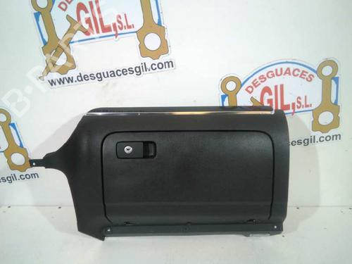 Used Glove box VW GOLF VI (5K1) 2.0 TDI (170 hp) 20734486