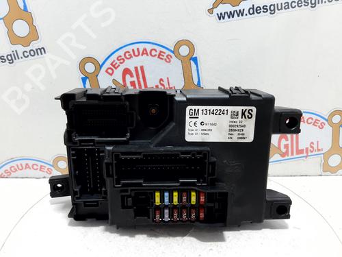 Used Fuse box OPEL CORSA D (S07) 1.3 CDTI (L08, L68) (75 hp) 20744470
