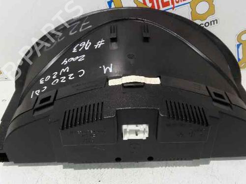 Instrument cluster MERCEDES-BENZ C-CLASS (W203) C 220 CDI (203.008) | BP20778273C47 