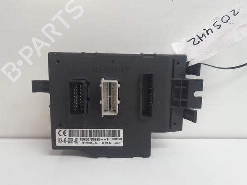 Used Electronic module Electronic module RENAULT TRAFIC II Platform/Chassis (EL) 2.5 dCi 145 (EL0J) (146 hp) 34250013 34250013
