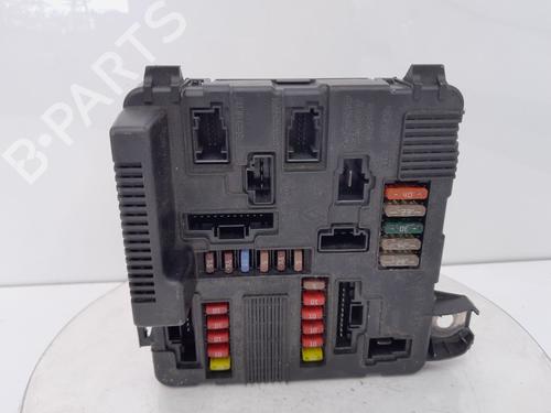 Used Fuse box RENAULT MEGANE II (BM0/1_, CM0/1_) 1.6 16V (BM0C, CM0C) (113 hp) 29010511