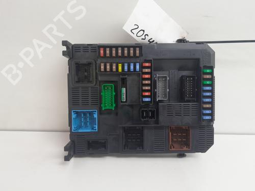 Used Fuse box Fuse box PEUGEOT 308 II (LB_, LP_, LW_, LH_, L3_) [2013-2021] 34133718 34133718