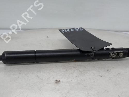 Used Injector MERCEDES-BENZ C-CLASS (W204) [2007-2015]  30942566