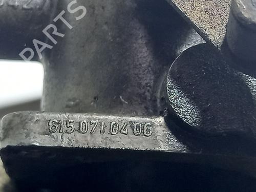 Throttle body MERCEDES-BENZ S-CLASS (W126) 300 SE, SEL (126.024, 126.025) | BP24485436M82