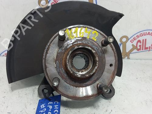 Used Left front steering knuckle CHEVROLET EPICA (KL1_) 2.0 D (150 hp) 20767702