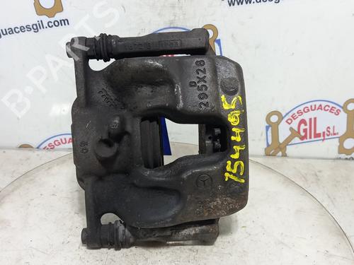 Used Right front brake caliper MERCEDES-BENZ B-CLASS Sports Tourer (W246, W242) B 180 CDI / d (246.212) (109 hp) 20762528