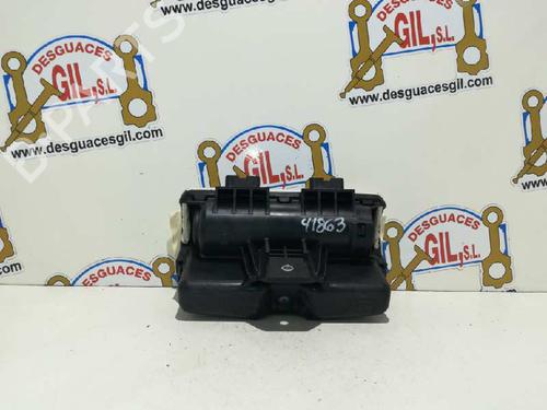 Used Passenger airbag FIAT GRANDE PUNTO (199_) 1.3 D Multijet (75 hp) 20799647