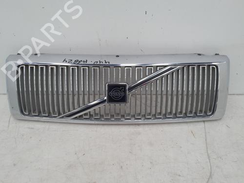 Used Grille VOLVO 460 (464) 1.8 (90 hp) 30909126
