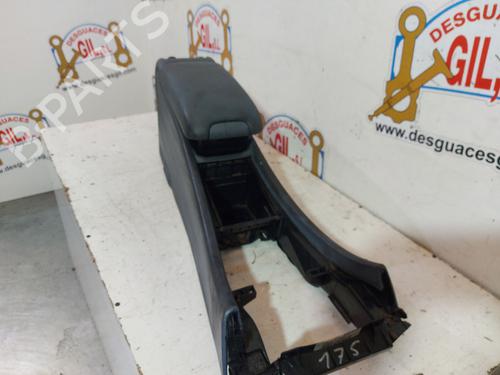 Armrest / Center console MERCEDES-BENZ C-CLASS (W203) C 220 CDI (203.006, 203.008) | BP20747806I20 