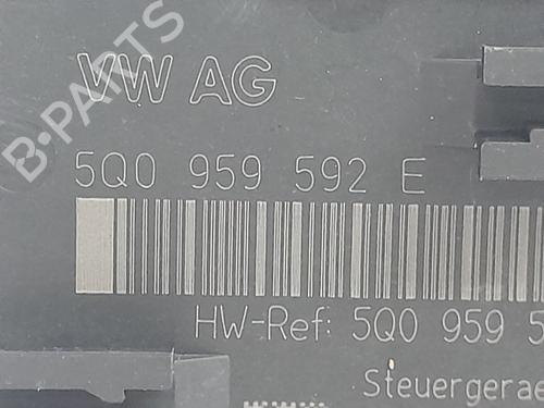 Comfort control module VW TOURAN (5T1) 1.6 TDI | BP39187441M56 - Image 2