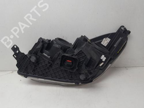 Right headlight FORD KUGA II (DM2) 2.0 TDCi 4x4 | BP30681870C29 