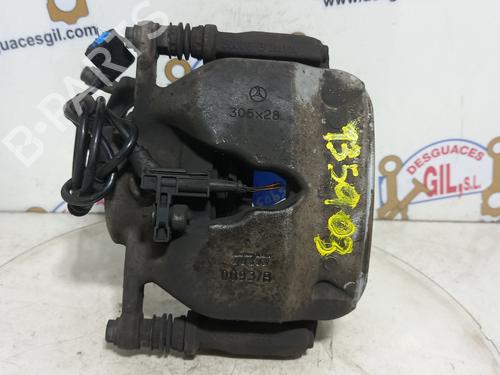 Used Right front brake caliper MERCEDES-BENZ C-CLASS (W205) C 220 BlueTEC / d (205.002, 205.004) (170 hp) 20751271