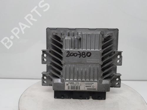 Used Engine control unit (ECU) RENAULT MEGANE II Saloon (LM0/1_) [2003-2025]  31043842