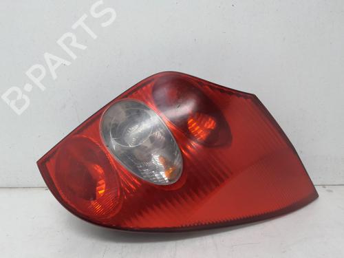 Used Right taillight RENAULT LAGUNA II (BG0/1_) [2001-2007]  31320473