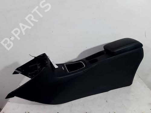 Used Armrest / Center console MERCEDES-BENZ B-CLASS Sports Tourer (W246, W242) B 180 CDI / d (246.212) (109 hp) 21589469