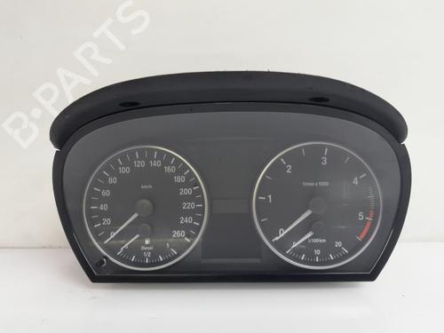 Used Instrument cluster BMW 3 Touring (E91) 318 d (122 hp) 30681859