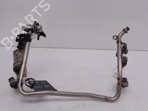 Used Injection rail AUDI 100 C4 Saloon (4A2) [1990-1996]  28961327