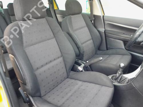 Left mirror PEUGEOT 307 Break (3E) 1.6 HDi 110 | BP23572402C26 