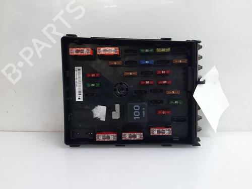 Used Fuse box Fuse box VW PASSAT B6 (3C2) [2005-2011] 34132582 34132582