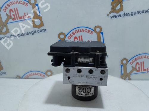 Used ABS pump HYUNDAI SANTA FÉ II (CM) 2.2 CRDi GLS (150 hp) 20768677