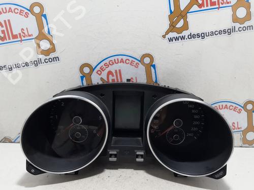 Used Instrument cluster VW GOLF VI (5K1) [2008-2014]  20759639