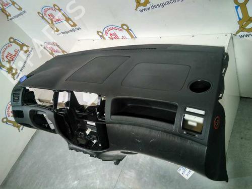 Dashboard TOYOTA COROLLA Verso (_E12_) 2.0 D-4D (CDE120_, CDE120R) | BP20797938C46 