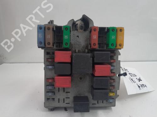 Used Fuse box Fuse box FIAT STILO (192_) 1.4 16V (192AXH1B, 192BXH1B) (95 hp) 34134382 34134382