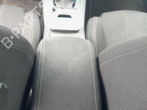 Used Middle console PEUGEOT 308 II (LB_, LP_, LW_, LH_, L3_) [2013-2021]  28492157