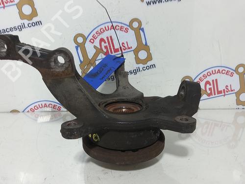 Used Right front steering knuckle RENAULT LAGUNA II (BG0/1_) [2001-2007]  20745782