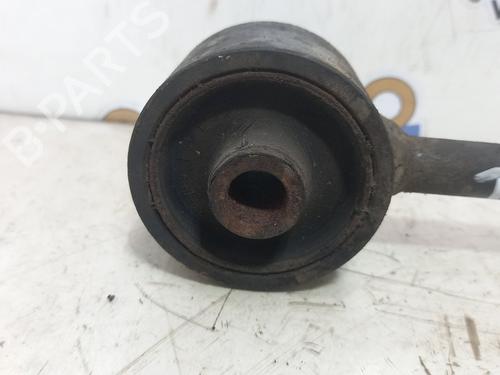 Right rear suspension arm KIA SORENTO I (JC) 2.5 CRDi 4WD | BP20764768M15 