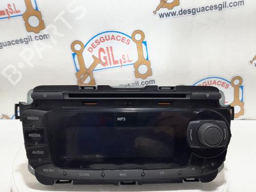 Used Radio SEAT IBIZA IV SC (6J1, 6P5) [2008-2018]  20766893