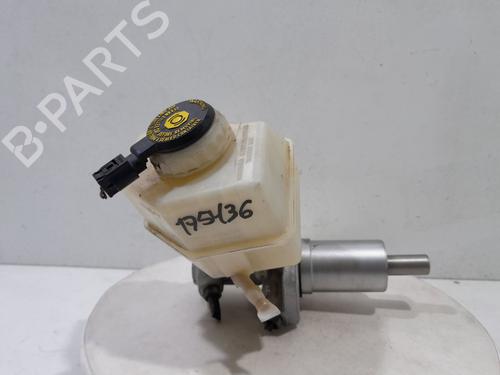 Used Brake master cylinder BMW X3 (E83) xDrive 20 d (177 hp) 22420876