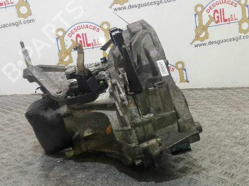 Used Gearbox NISSAN MICRA III (K12) 1.2 16V (65 hp) 20780594