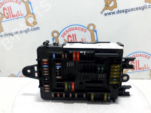 Sikringsdose BMW 1 (F20) 118 d (143 hp) 20751432