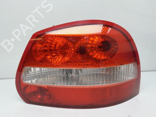 Farolim direito Farolim direito JAGUAR X-TYPE I Estate (X400) 2.2 D (146 hp) 36502949 36502949