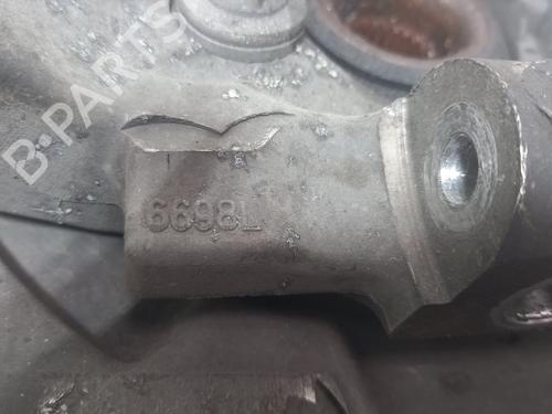 Venstre Styrespindel Lejehus OPEL VECTRA C GTS (Z02) 1.9 CDTI (F68) | BP25903715M25