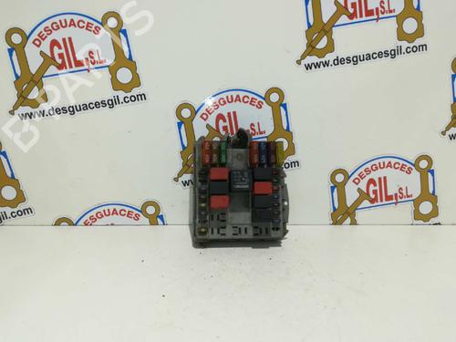 Caja reles / fusibles FIAT PUNTO (188_) 1.9 DS 60 (188.031, .051, .231, .251) | BP20796952E1