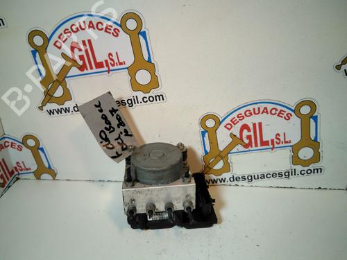 Used ABS pump RENAULT CLIO III (BR0/1, CR0/1) 1.5 dCi (BR17, CR17) (86 hp) 20789399