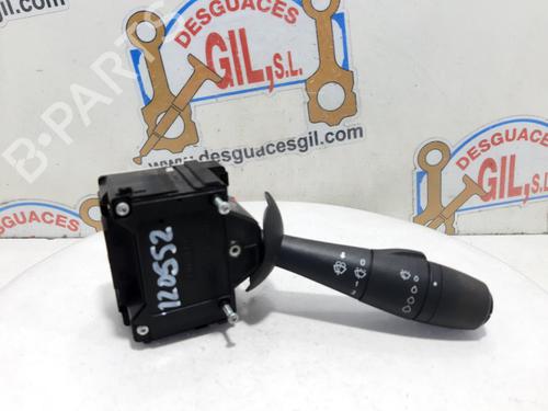 Used Steering column stalk RENAULT TRAFIC III Van (FG_) [2014-2025]  20743778