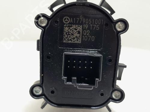 Switch MERCEDES-BENZ B-CLASS Sports Tourer (W247) B 180 d (247.003) | BP21829137I30