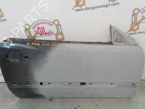 Used Right front door MERCEDES-BENZ CLK (C208) [1997-2003]  20799307